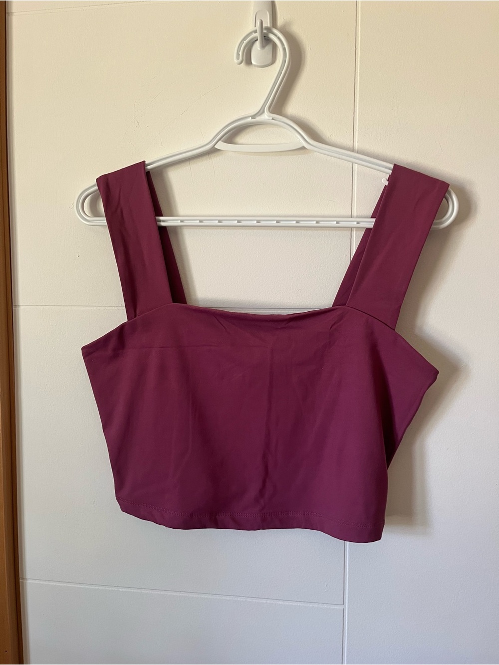 Dynamite Square Neck Crop Top in Fuschia